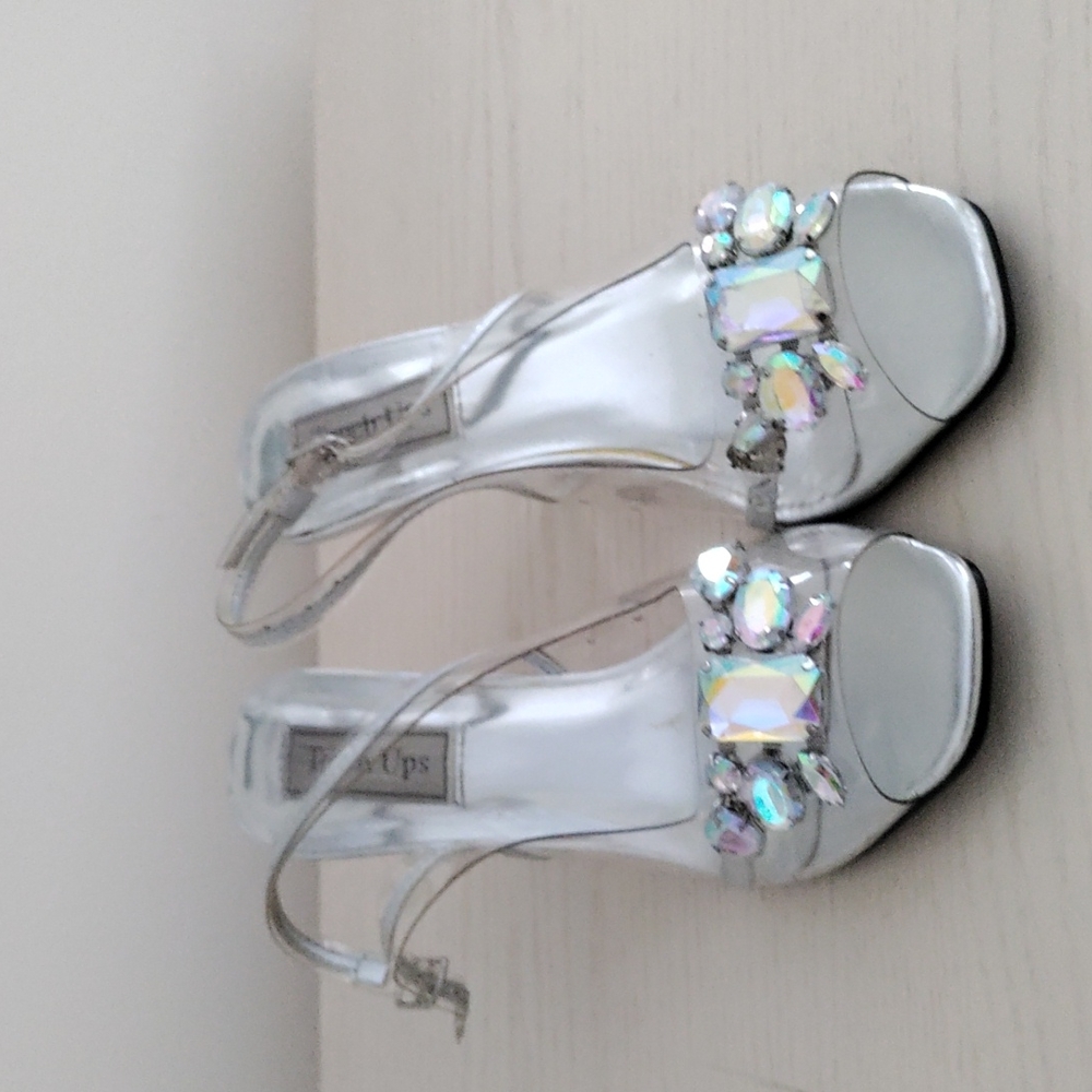 Touch Ups By Benjamin Walk Candy Sandal
